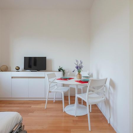 I Host Apartment - Gressoney 1 Milan Extérieur photo