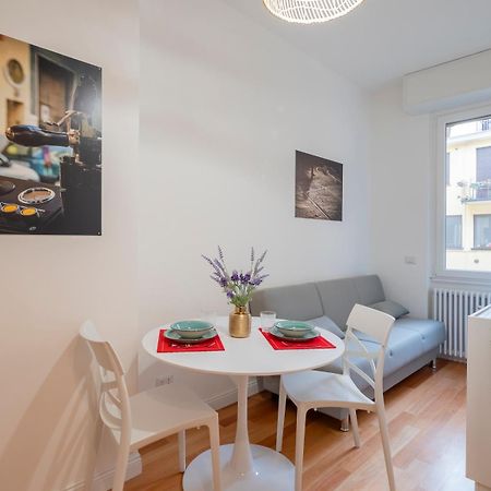 I Host Apartment - Gressoney 1 Milan Extérieur photo